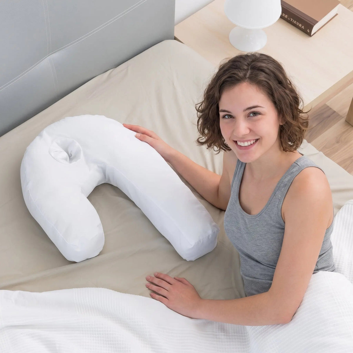 U-Shape Contour Pillow